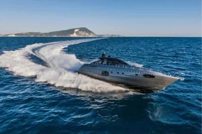 2020 Pershing 62 2