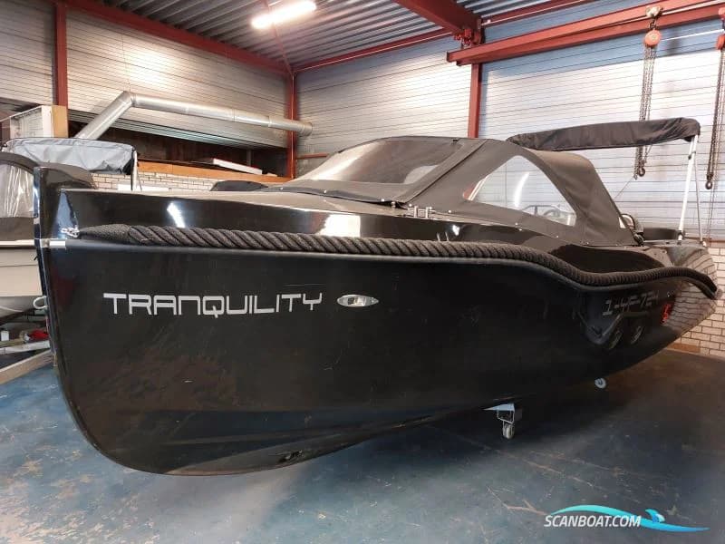 Tender Gentleman´s Launch 700XL