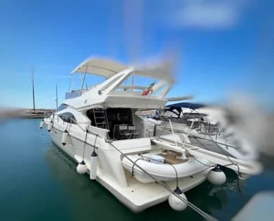 Ferretti 530 2