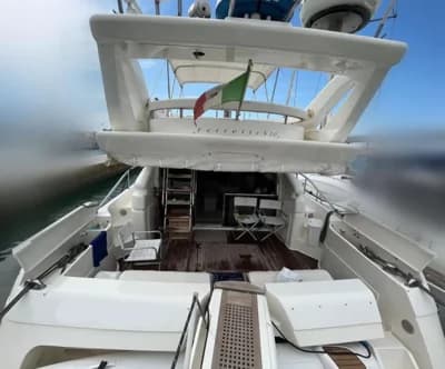 Ferretti 530 3