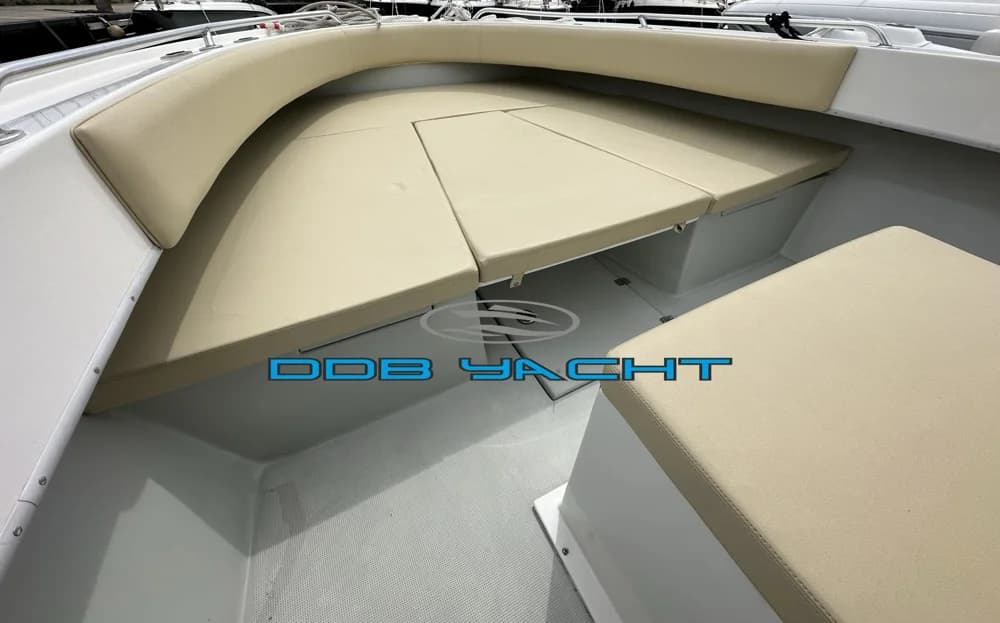 2007 Dusky 33 Open Fisherman