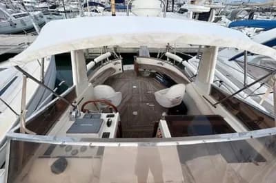 2004 Menorquin Yacht 100 Open 3