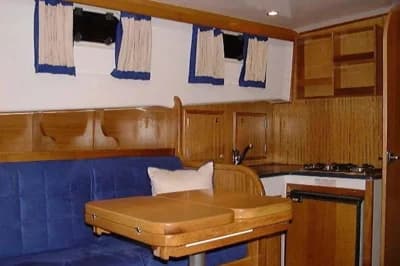 2004 Menorquin Yacht 100 Open 4