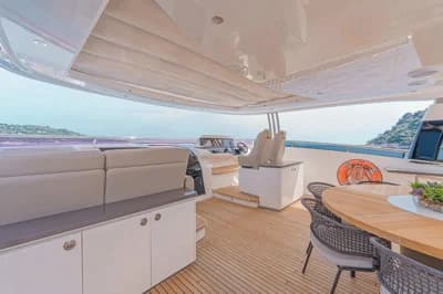 2018 Princess 35M 5