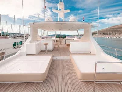 2012 Horizon Explorer Yacht 3