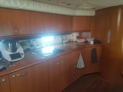 Sunseeker Predator 61 2