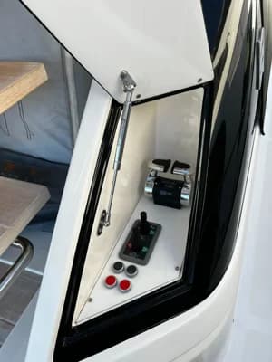 2019 Ferretti Yachts 550 2
