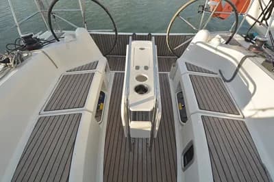 Jeanneau Sun Odyssey 389 5