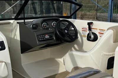 2016 Bayliner VR6 Bowrider I/O 2