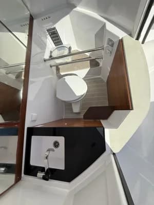 2022 Axopar 28 Cabin | 9m 4