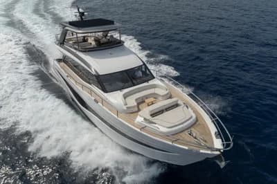 2022 Princess Y72 3