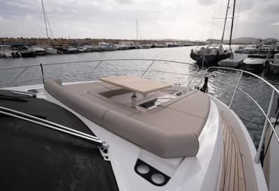 2022 Sunseeker Manhattan 55 3