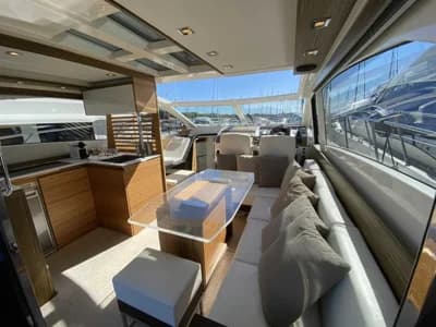 2009 Absolute 52 HT 2