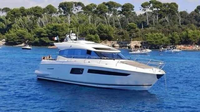 2015 Prestige 500S