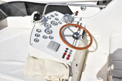 1985 Laver 40 FLY 3