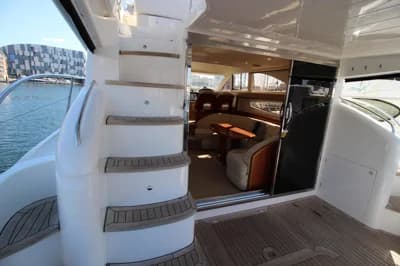 2004 Princess 45 Flybridge Motor Yacht 5