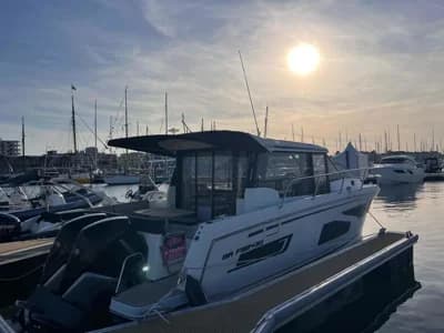 2018 Jeanneau Merry Fisher 10.95 2