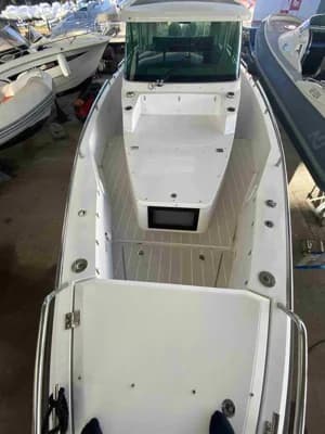 2019 Axopar 37 Sports Cabin 2