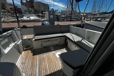 2022 Jeanneau Merry Fisher 695 Serie 2 3