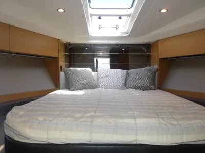 2013 Princess V39 4