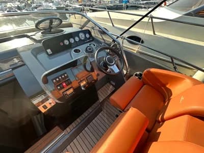 2021 Cranchi E30 Endurance 5