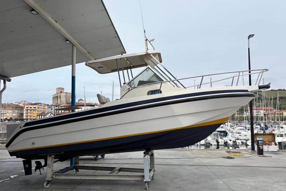 1995 RIO 700 Fish