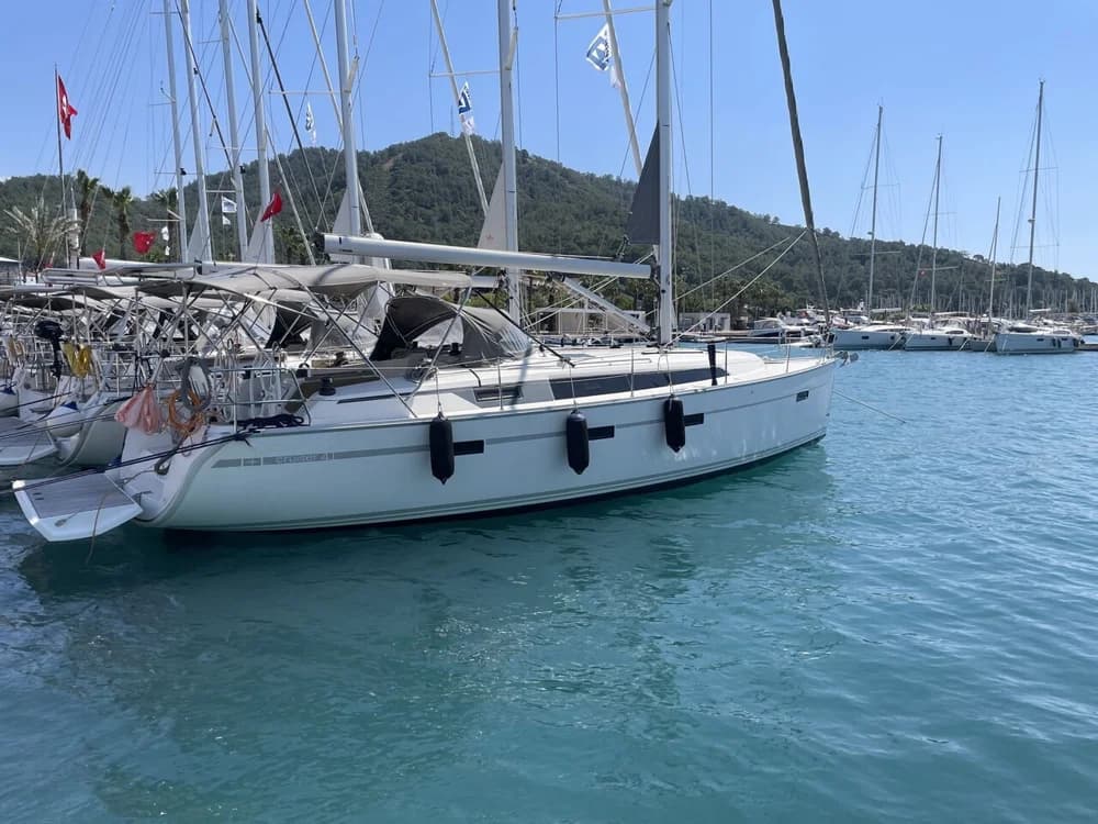 Bavaria Cruiser 41