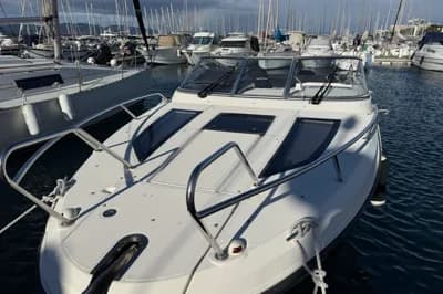 2015 Quicksilver Activ 805 Sundeck 2