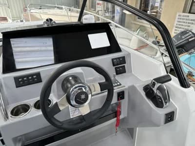 2023 Jeanneau Cap Camarat 7.5 WA Serie 3 3