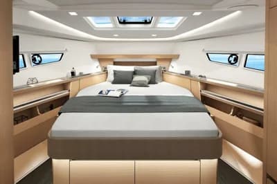 2026 Sealine S335 3