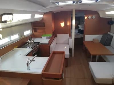Jeanneau Sun Odyssey 410 3