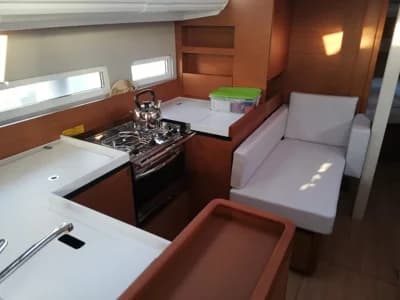 Jeanneau Sun Odyssey 410 4