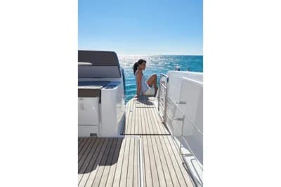 2026 Jeanneau Cap Camarat 10.5 WA Serie 2 5