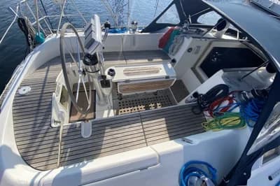 1990 Beneteau Oceanis 430 4