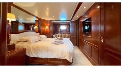 2009 Benetti Tradition 100 5