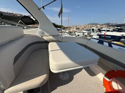 Chaparral Signature 310 5