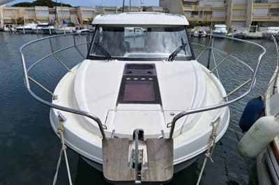 2018 Beneteau Antares 9 OB 2