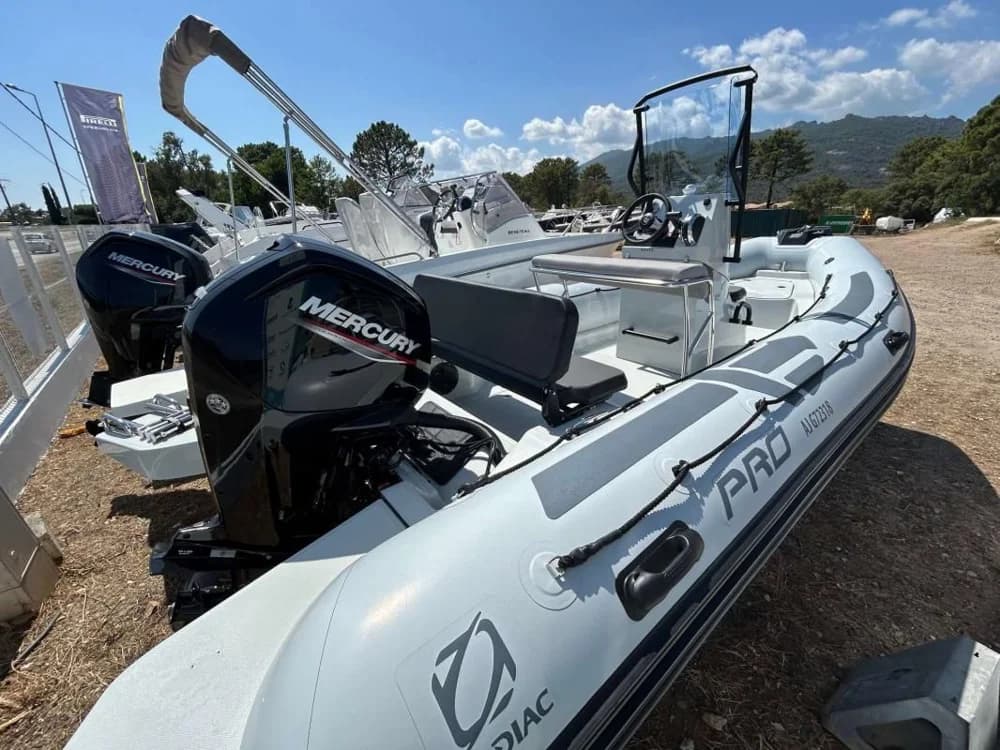 2024 Zodiac Pro 5.5