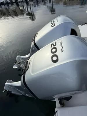 2005 Wellcraft 252 Fisherman 3