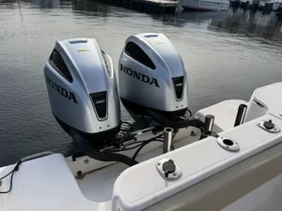 2005 Wellcraft 252 Fisherman 4