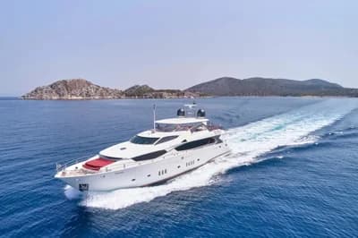 2010 Sunseeker 34 Metre Yacht 2