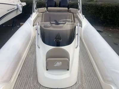 2018 Blackfin Elegance 9 3