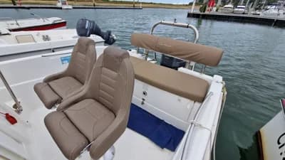 2016 B2 Marine CAP FERRET 572 CRUISER 3