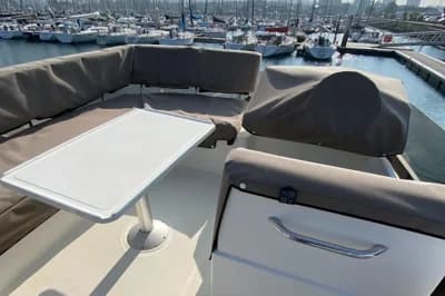 2012 Jeanneau PRESTIGE 350 4