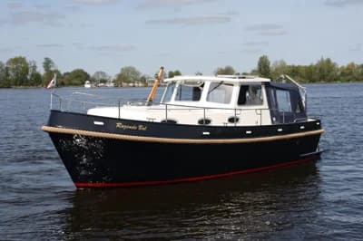 Langenberg 8.35 Cabin Cruiser Hardtop 2