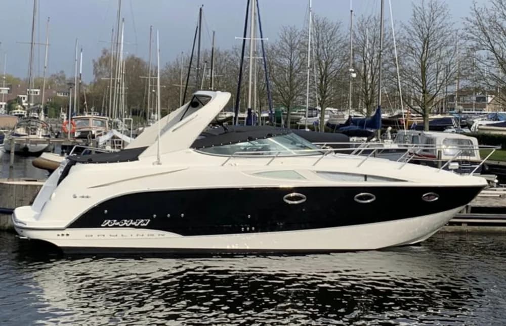 Bayliner 320 Cruiser