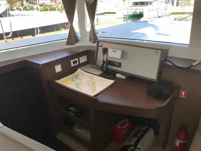 Lagoon 450 F 5