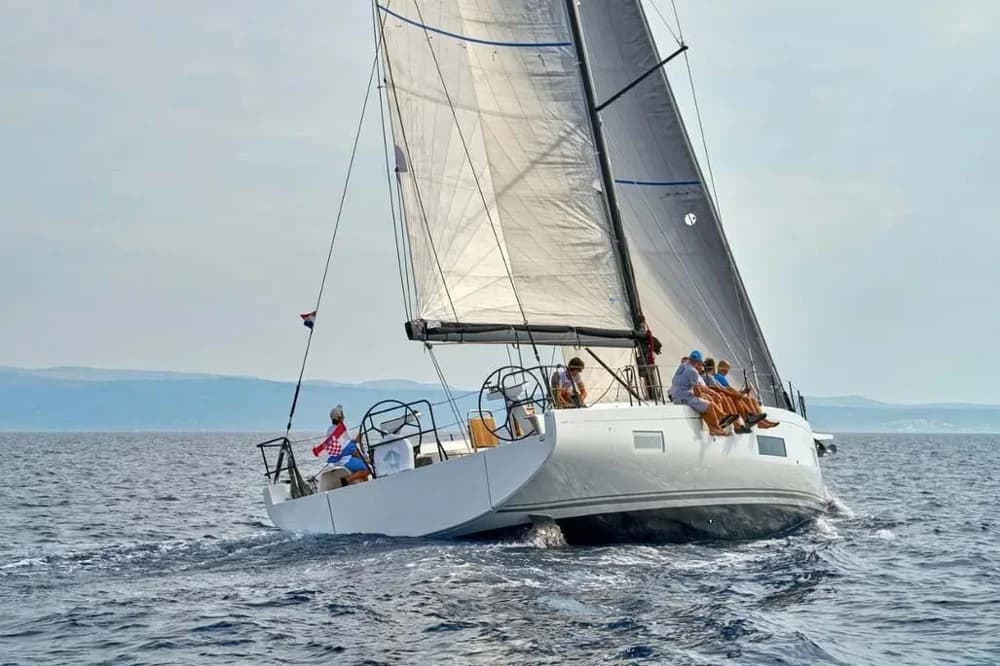 Bénéteau First 53