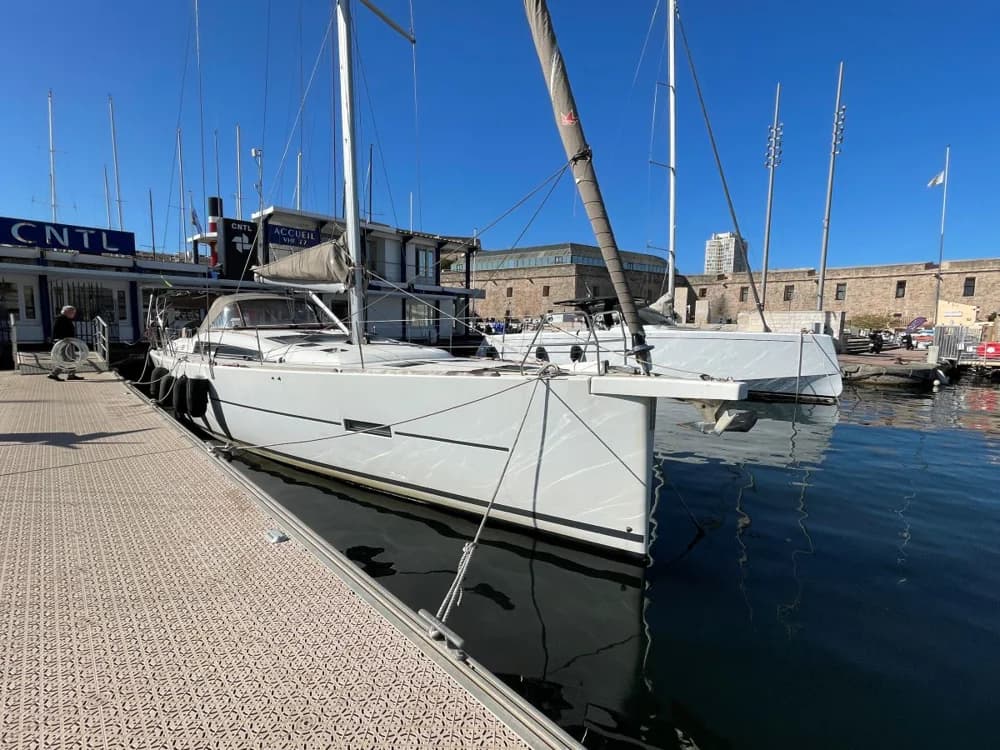Dufour 512 Large