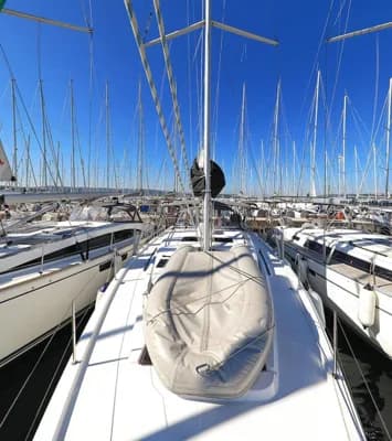 Bavaria C45 Holiday 4